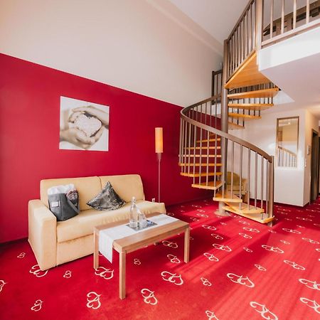 Alpen-Herz Romantik & Spa - Adults Only Ladis Εξωτερικό φωτογραφία
