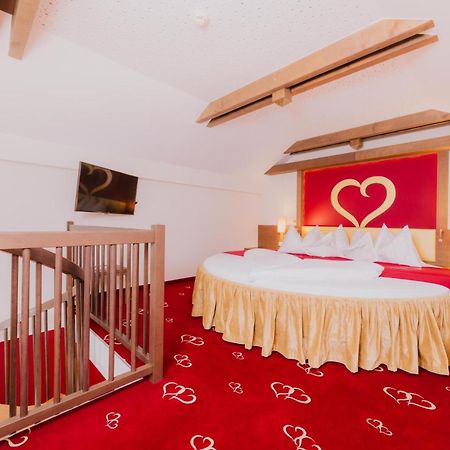 Alpen-Herz Romantik & Spa - Adults Only Ladis Εξωτερικό φωτογραφία